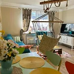 Kolorowo Kacik - Przy Parku Apartment *